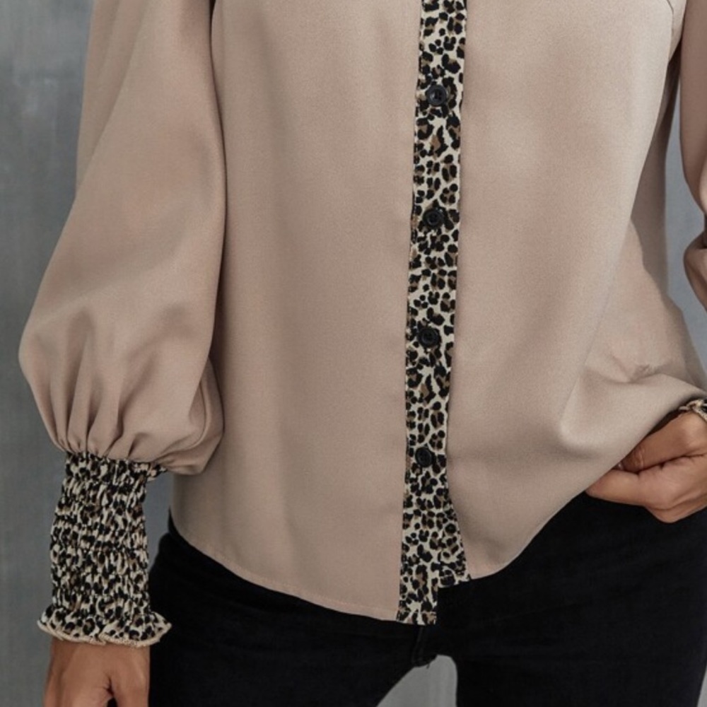 Elegant Leopard Print Smocked Cuff Long Sleeve Top Blouse Button Down Shirt - Picture 5 of 7